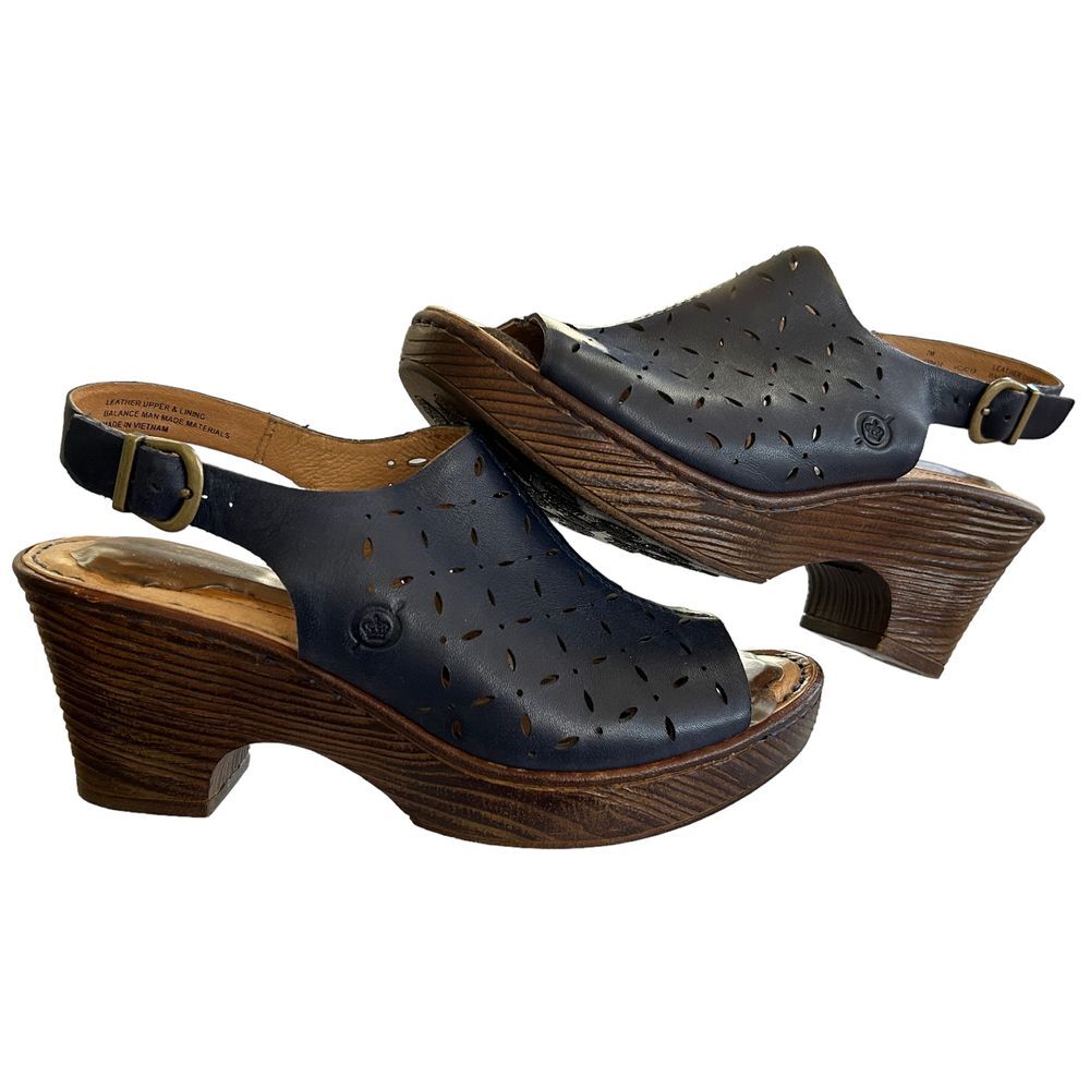 Born Leather Navy Sandals With 3" Heel Size 7M
